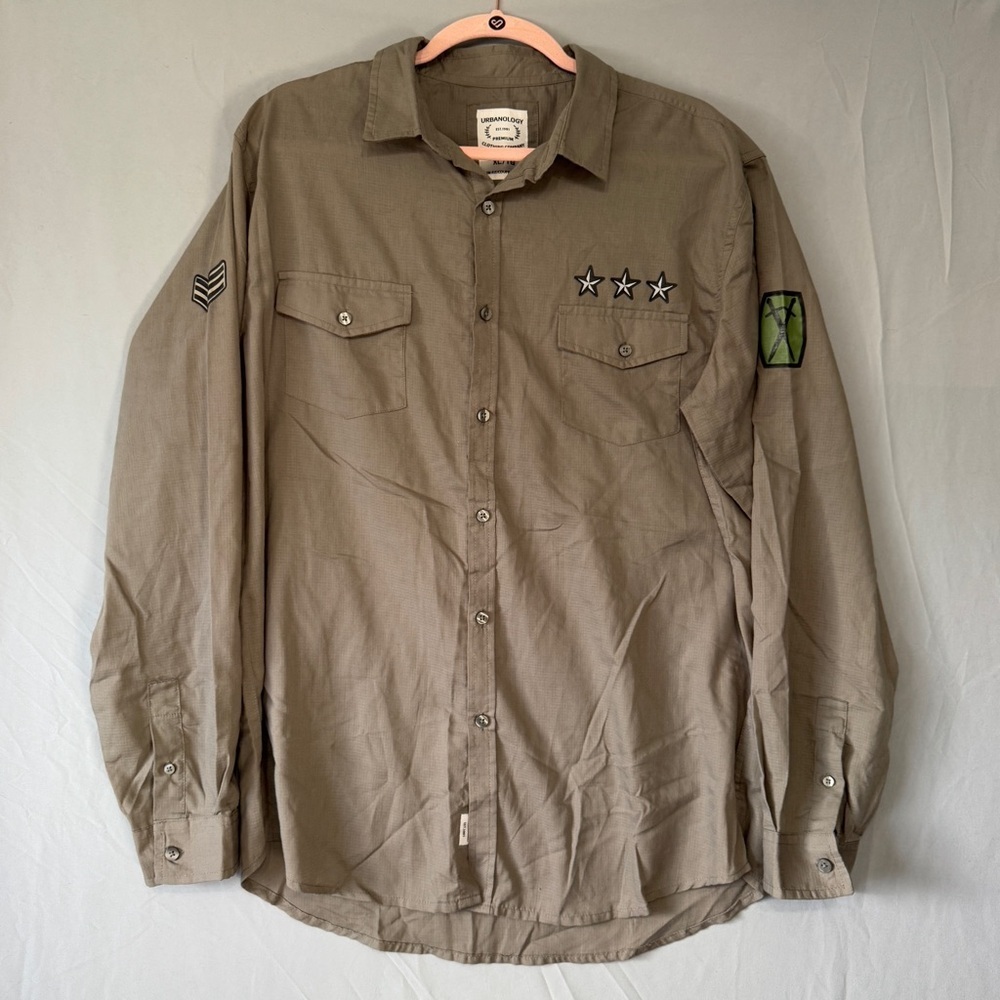Urbanology Mens Military Style Button-Up Shirt Size XL Army Green Slim Fit